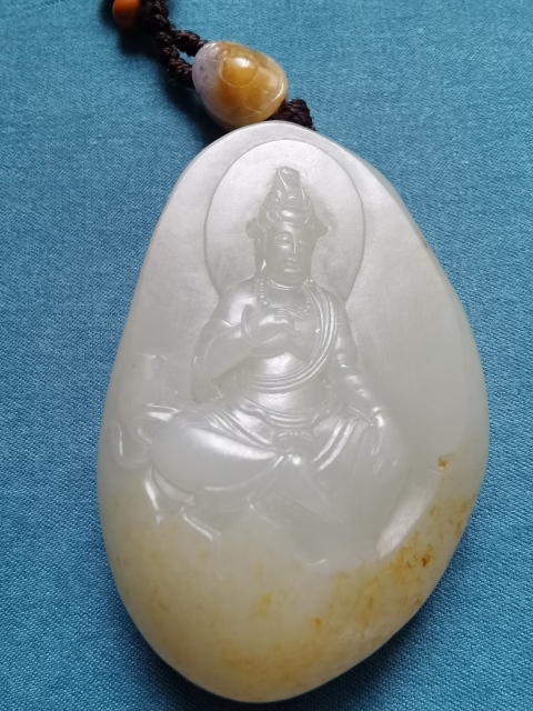 古玩玉器和田玉籽料雕觀音掛墜拍賣,當(dāng)前價(jià)格188888元