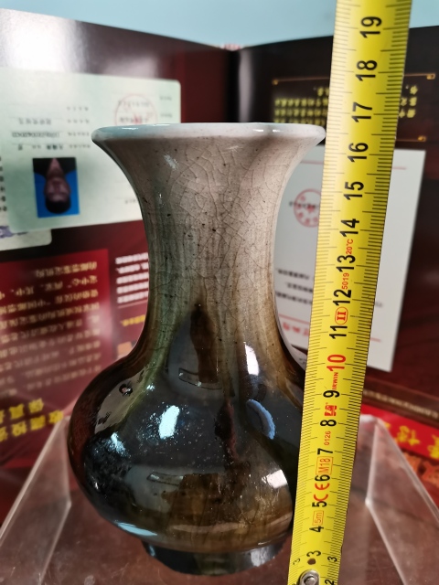 古玩陶瓷窯變釉賞瓶拍賣,當(dāng)前價格12000元