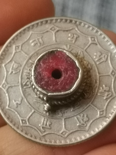 古玩雜項西藏銀幣扣飾兩枚拍賣，當前價格299元