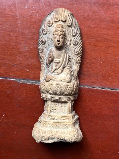 古玩陶瓷元代擦擦佛塑像公仔拍賣,當前價格9800元
