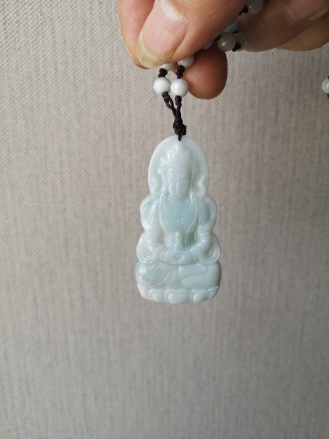 古玩玉器觀音拍賣,當前價格450元