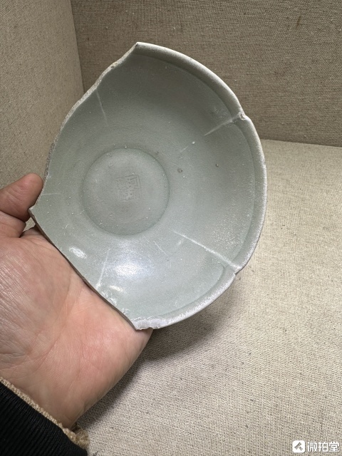 古玩陶瓷館藏級南宋龍泉窯內書【河濱遺範】款賞碗標本拍賣,當前價格598元