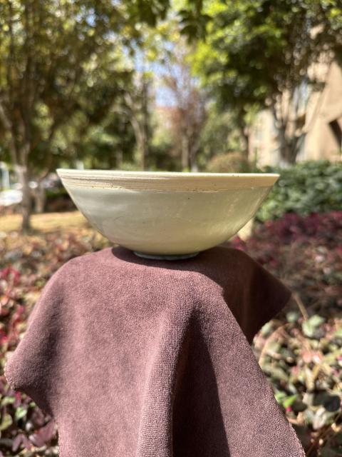 古玩陶瓷湖田窯影青釉篦劃萱草紋面包碗拍賣,當前價格8000元