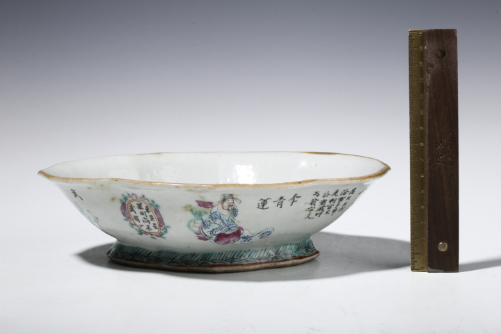 古玩陶瓷晚清·粉彩無雙譜人物詩文供盤拍賣,當前價格3500元