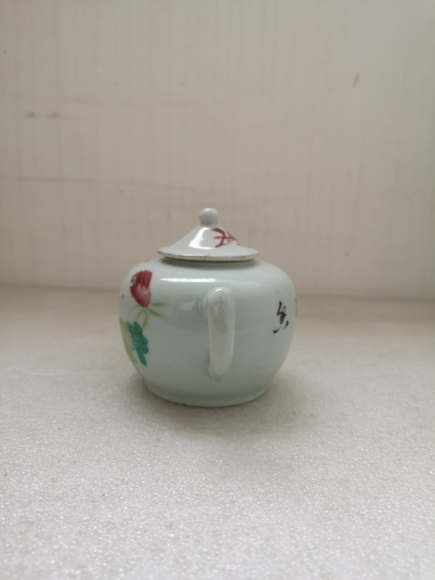 古玩陶瓷花鳥紋執壺拍賣,當前價格850元