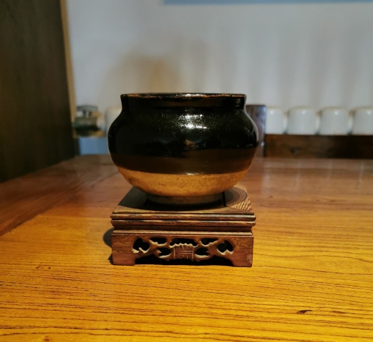 古玩陶瓷元代?磁州窯黑釉茶入拍賣,當前價格777元