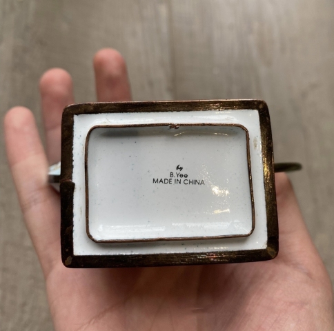 古玩雜項民國銅胎畫琺瑯花卉紋茶壺水滴拍賣，當前價格1288元