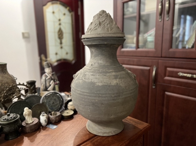 古玩陶瓷(帶保真卡)漢代雙鋪首博山壺拍賣,當前價格3999元
