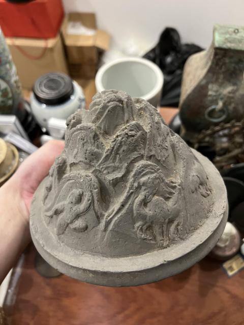 古玩陶瓷(帶保真卡)漢代雙鋪首博山壺拍賣,當前價格3999元