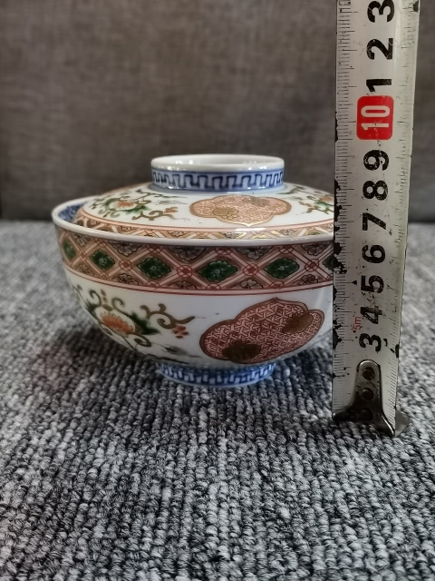 古玩陶瓷【有贈品】晚清民國青花五彩描金兩才蓋碗拍賣,當前價格600元