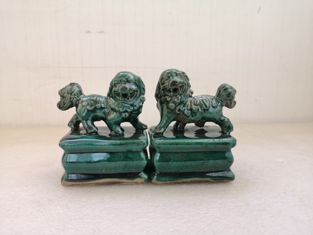 古玩陶瓷獅子瓷塑拍賣,當前價格450元