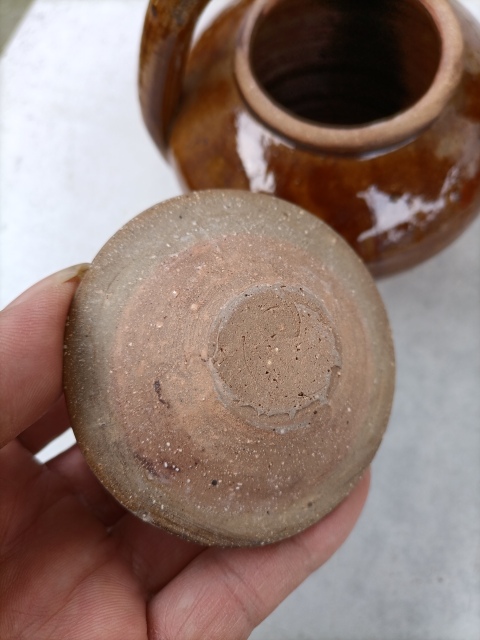 古玩陶瓷黃釉茶壺拍賣，當前價格300元