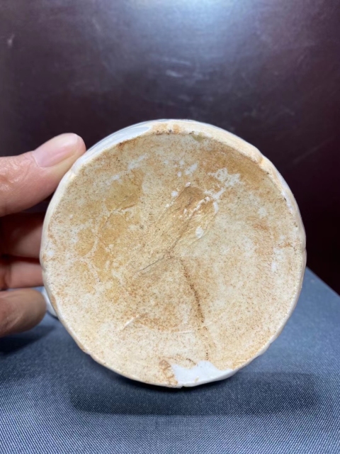 古玩陶瓷宋元白瓷劃花粉盒拍賣,當前價格1050元