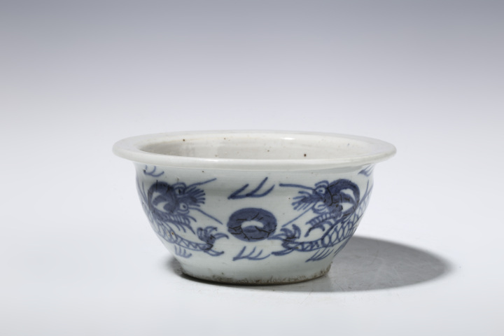 古玩陶瓷康熙·青花雙龍戲珠紋香爐拍賣，當前價格1980元