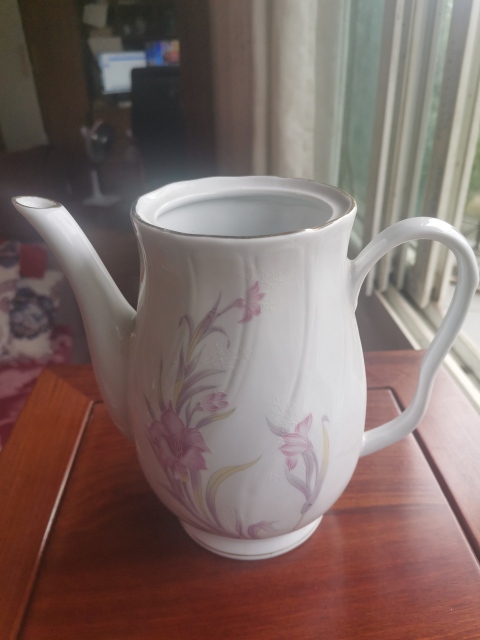 古玩陶瓷彩繪花卉紋茶壺拍賣,當前價格480元