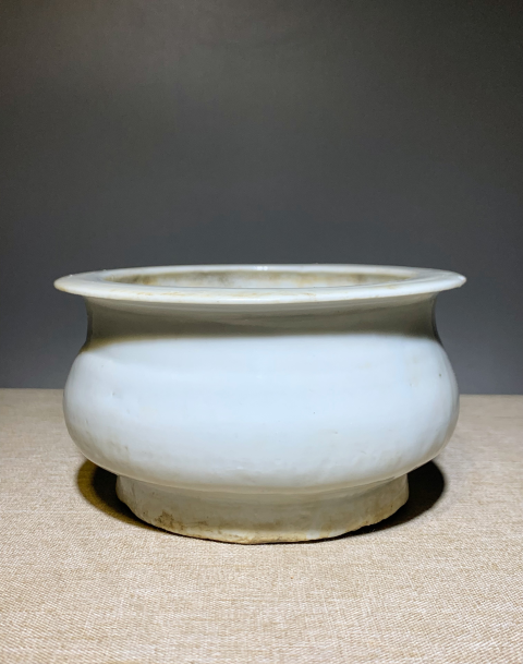 古玩陶瓷清中期德化窯白釉香爐拍賣,當(dāng)前價(jià)格399元