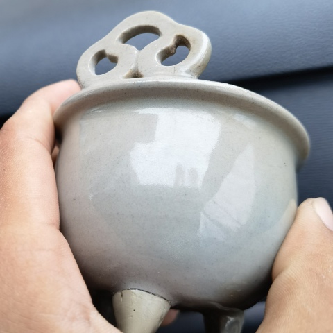 古玩陶瓷宋元：龍泉香爐拍賣，當前價格4500元