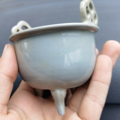 古玩陶瓷宋元：龍泉香爐拍賣，當前價格4500元