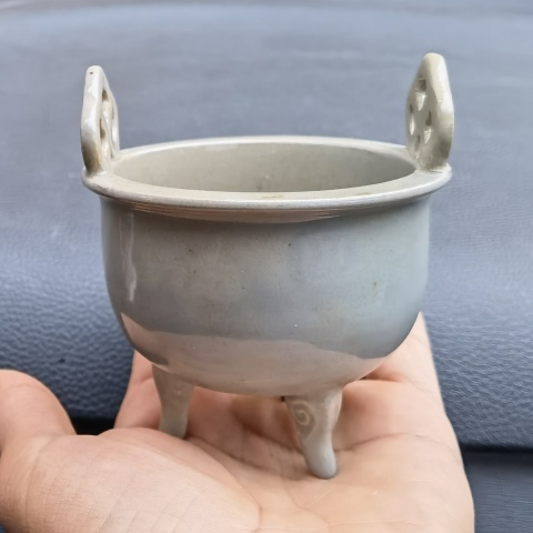 古玩陶瓷宋元：龍泉香爐拍賣，當前價格4500元