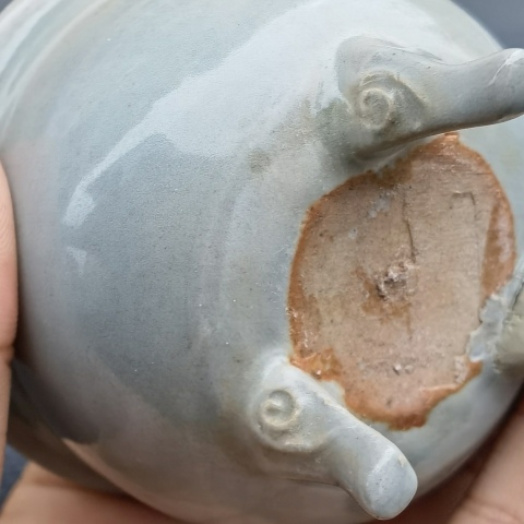 古玩陶瓷宋元：龍泉香爐拍賣，當前價格4500元