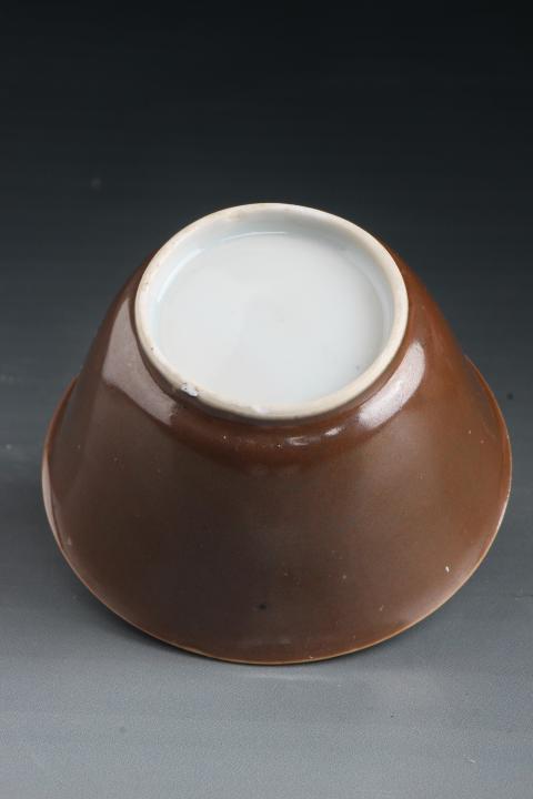 古玩陶瓷7947-48】清康熙 外醬釉?xún)?nèi)青花折枝花卉紋馬蹄杯盤(pán)拍賣(mài),當(dāng)前價(jià)格4980元
