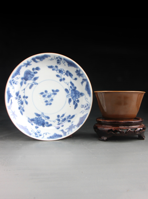 古玩陶瓷7947-48】清康熙 外醬釉?xún)?nèi)青花折枝花卉紋馬蹄杯盤(pán)拍賣(mài),當(dāng)前價(jià)格4980元