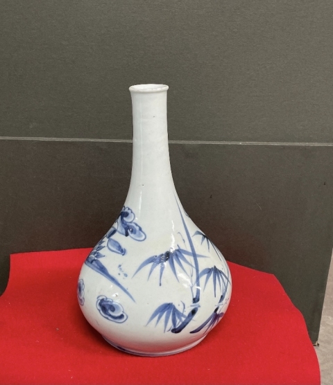 域鉴古玩】约清代时期朝鲜青花云鹤纹长颈瓶鉴定结果_约清代时期