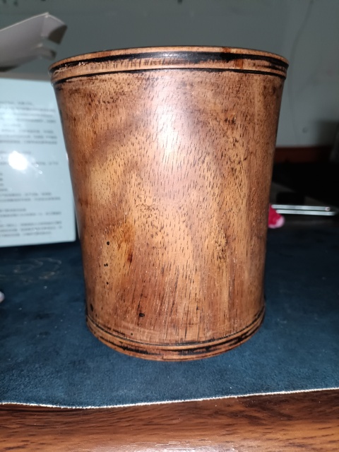 古玩雜項創匯時期花梨木筆筒拍賣,當前價格3000元
