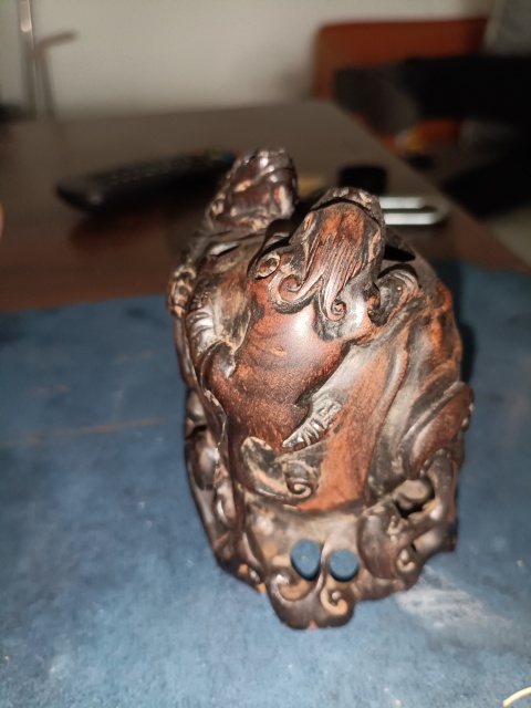 古玩雜項清代紅木雕螭虎香插拍賣，當前價格3800元