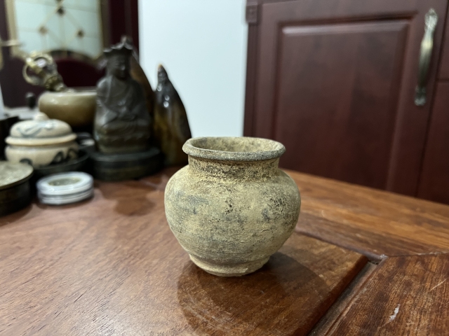 古玩陶瓷宋代水盂拍賣,當前價格199元