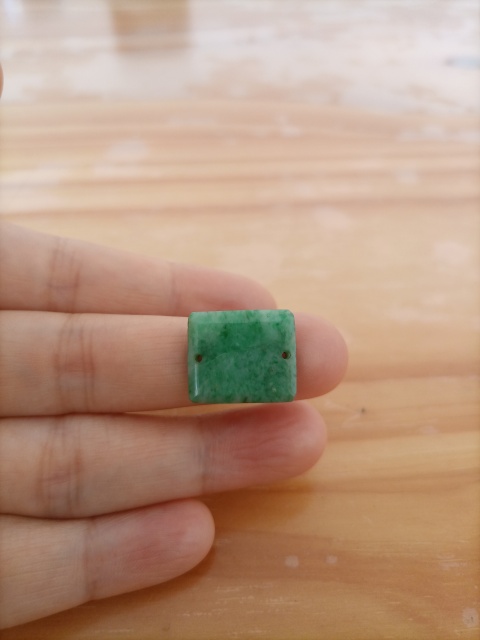古玩玉器清代.翡翠花片499拍賣，當前價格499元