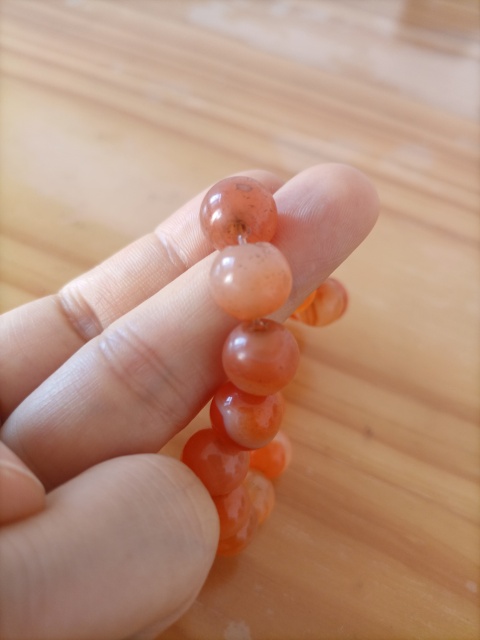 古玩玉器清代.瑪瑙手鏈2300拍賣，當前價格2300元