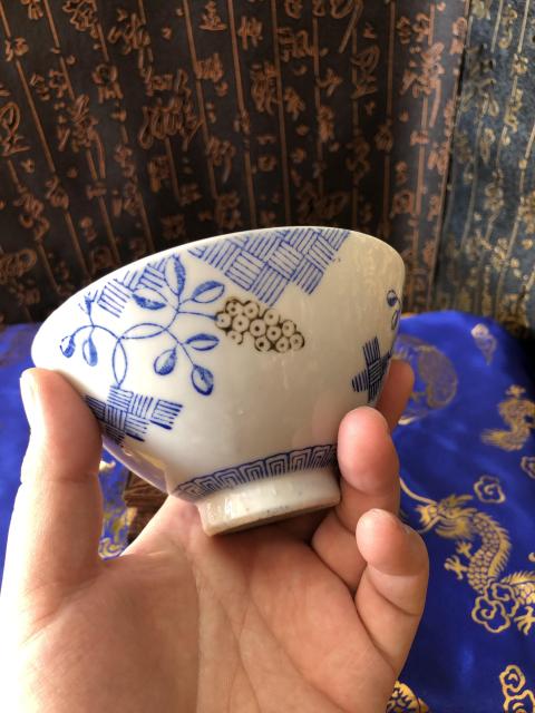 古玩陶瓷民國-葡萄紋茶盞拍賣，當前價格308元