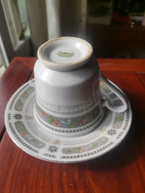 古玩陶瓷彩繪花卉紋杯碟拍賣，當前價格260元