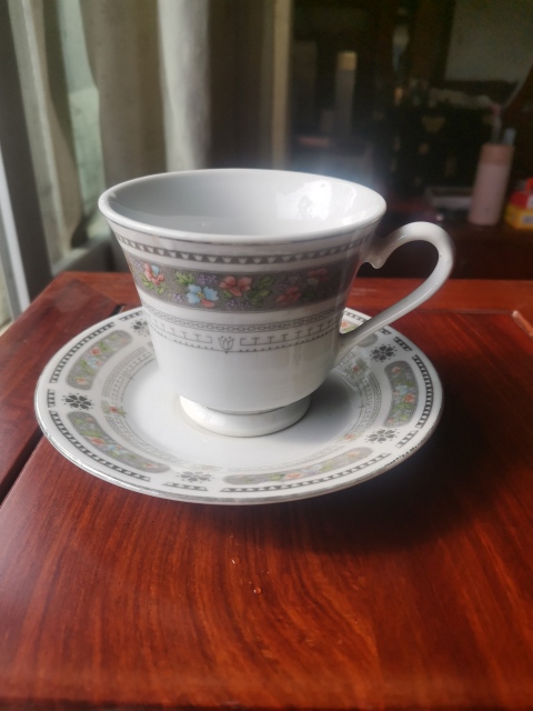 古玩陶瓷彩繪花卉紋杯碟拍賣，當前價格260元