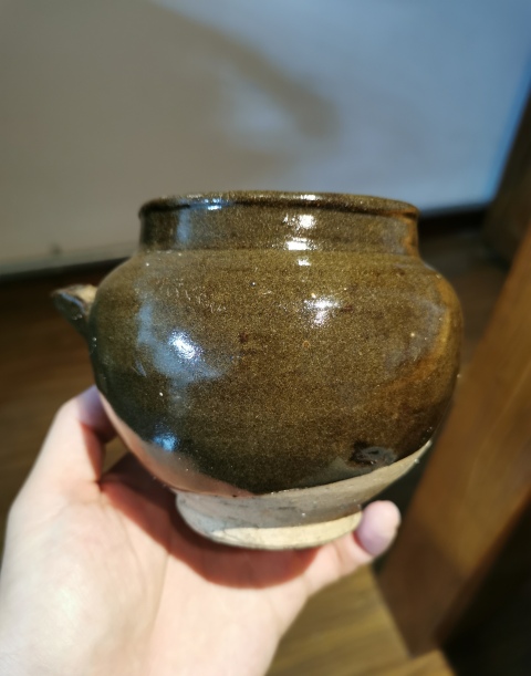 古玩陶瓷明代?紫金釉壺拍賣,當前價格333元