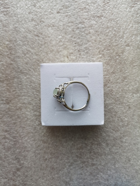 古玩玉器戒指拍賣，當前價格168元