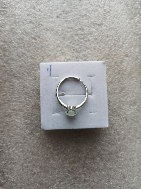 古玩玉器戒指拍賣,當前價格135元