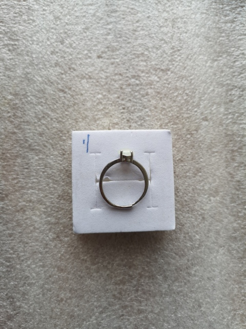 古玩玉器戒指拍賣,當前價格135元