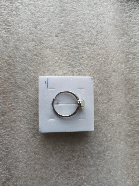 古玩玉器戒指拍賣,當前價格135元
