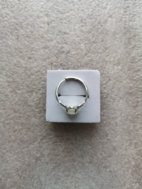 古玩玉器戒指拍賣，當前價格168元