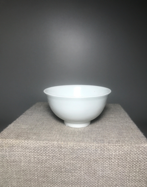 古玩陶瓷精品甜白釉壓手杯拍賣，當前價格1888元