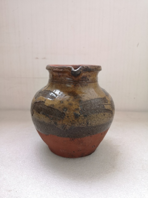 古玩陶瓷馬口窯流口壺拍賣，當前價格480元