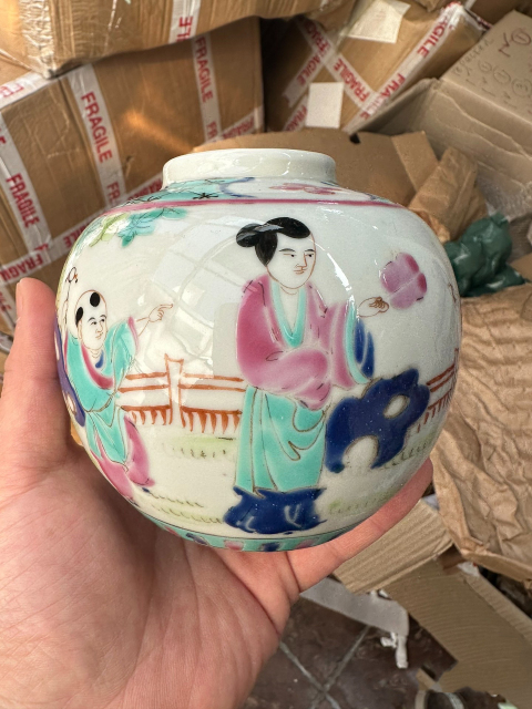 古玩陶瓷【已實物鑒定】一口價 全美品珍稀品種民國粉彩料彩三娘教子龍紋罐拍賣,當前價格999元