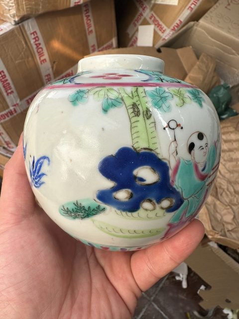 古玩陶瓷【已實物鑒定】一口價 全美品珍稀品種民國粉彩料彩三娘教子龍紋罐拍賣,當前價格999元