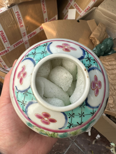 古玩陶瓷【已實物鑒定】一口價 全美品珍稀品種民國粉彩料彩三娘教子龍紋罐拍賣,當前價格999元
