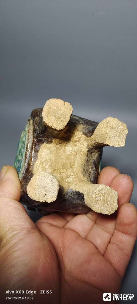 古玩陶瓷明代琺華彩模印瑞獸雙耳爐拍賣，當前價格999元