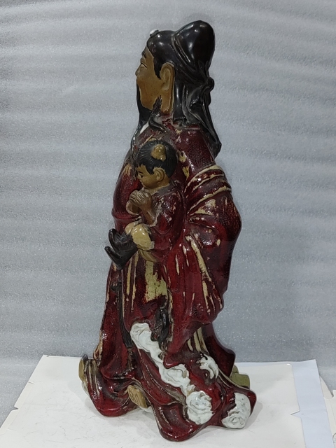 古玩陶瓷紅釉人物塑像拍賣,當(dāng)前價(jià)格880元