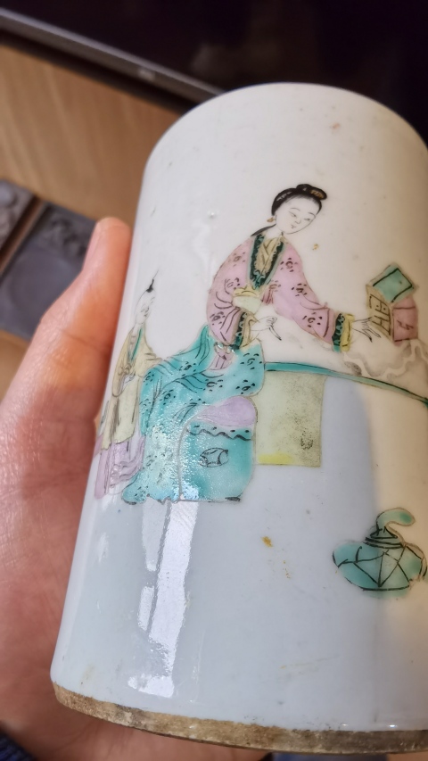 古玩陶瓷民國名家粉彩人物紋筆筒拍賣，當前價格4800元