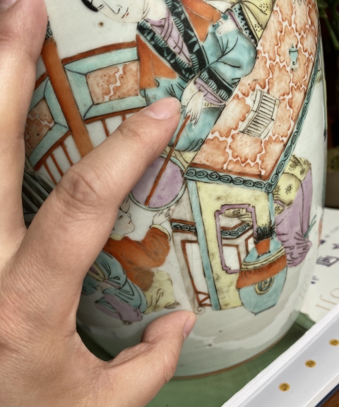 古玩陶瓷【民國】仕女嬰戲紋冬瓜罐(已保真)拍賣，當前價格4200元